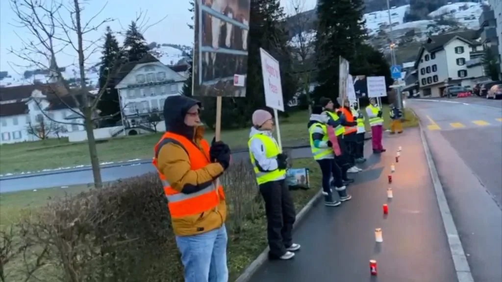 An Der Mahnwache Von Schwyz Animal Save In Schwyz Am 30 J M 2